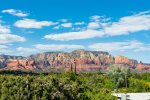 Front row seats to Sedona`s stunning red rock landscapes
